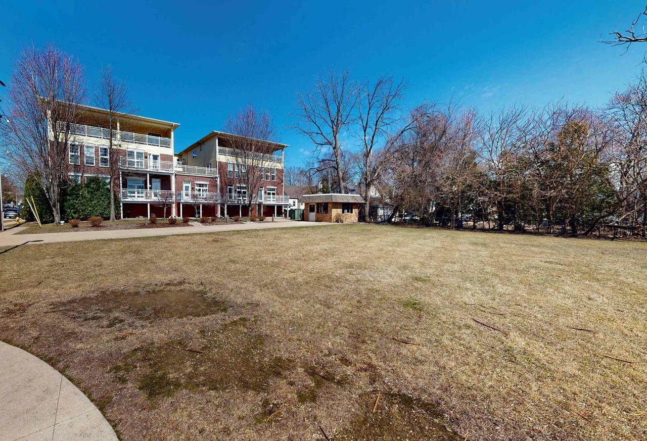 100 Edward Street #3, Fort Atkinson, WI 53538