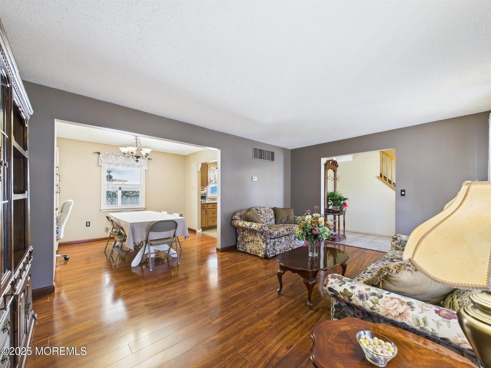 1450 Iroquois Court, Toms River, NJ 08755