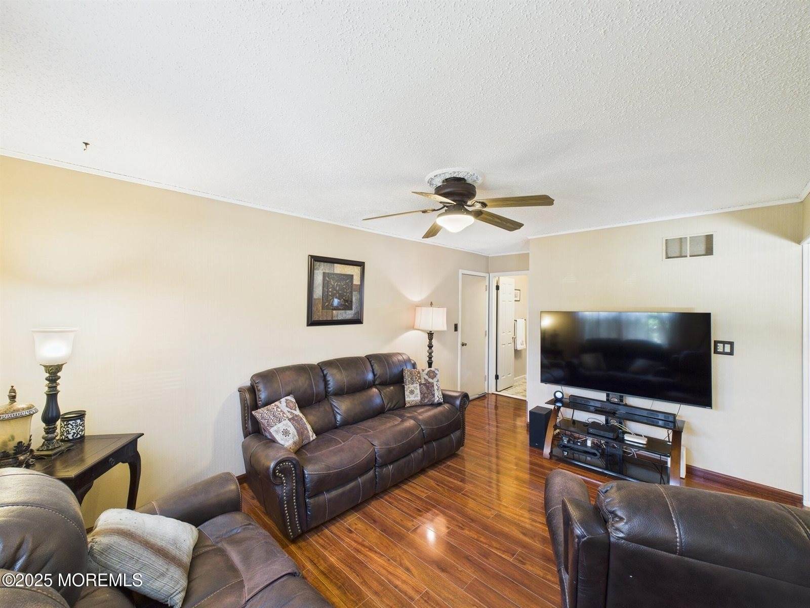 1450 Iroquois Court, Toms River, NJ 08755