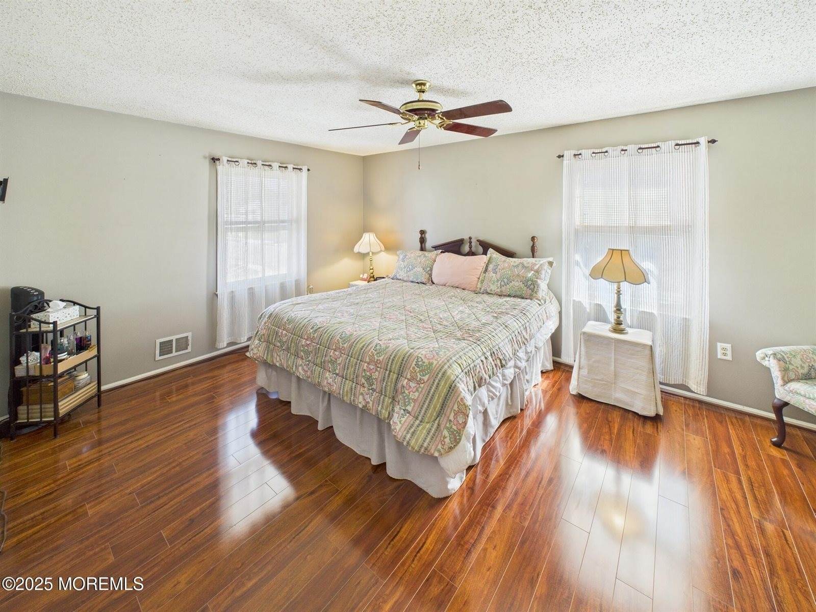 1450 Iroquois Court, Toms River, NJ 08755