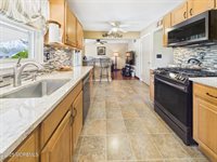 1450 Iroquois Court, Toms River, NJ 08755