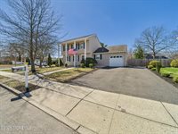 1450 Iroquois Court, Toms River, NJ 08755