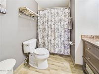 1450 Iroquois Court, Toms River, NJ 08755