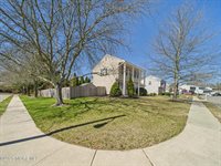 1450 Iroquois Court, Toms River, NJ 08755