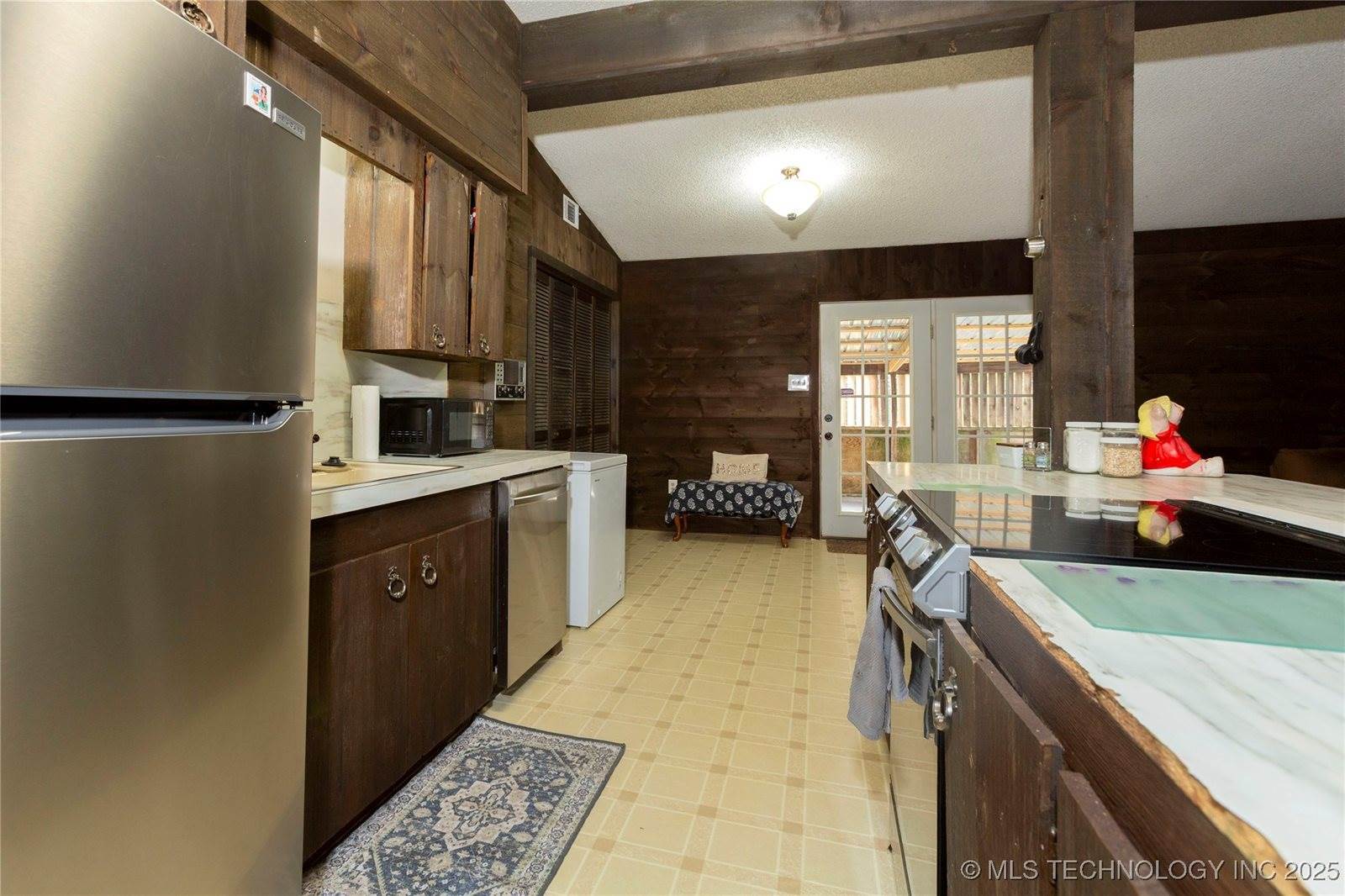 1227 North Strong, McAlester, OK 74501