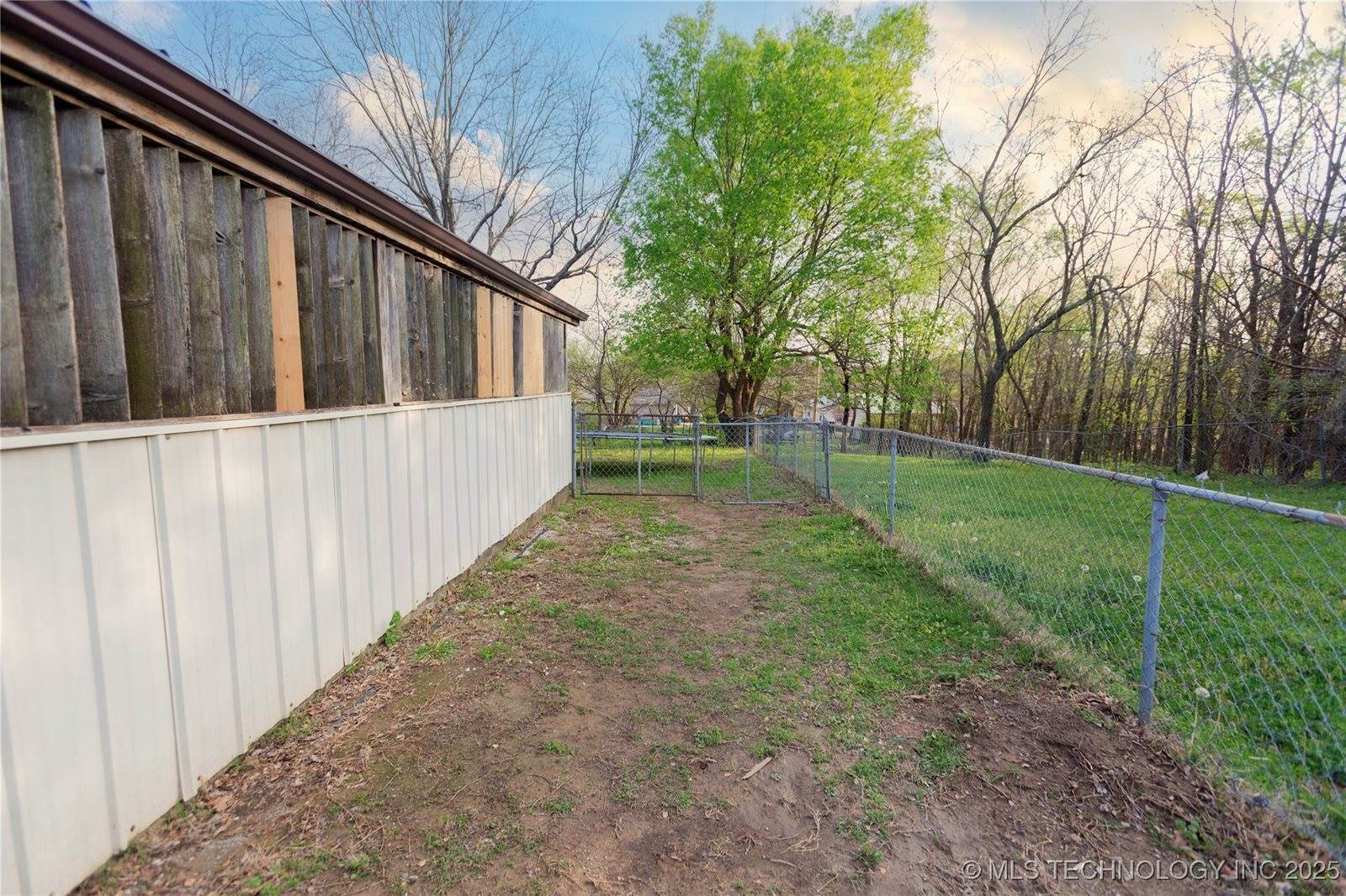 1227 North Strong, McAlester, OK 74501
