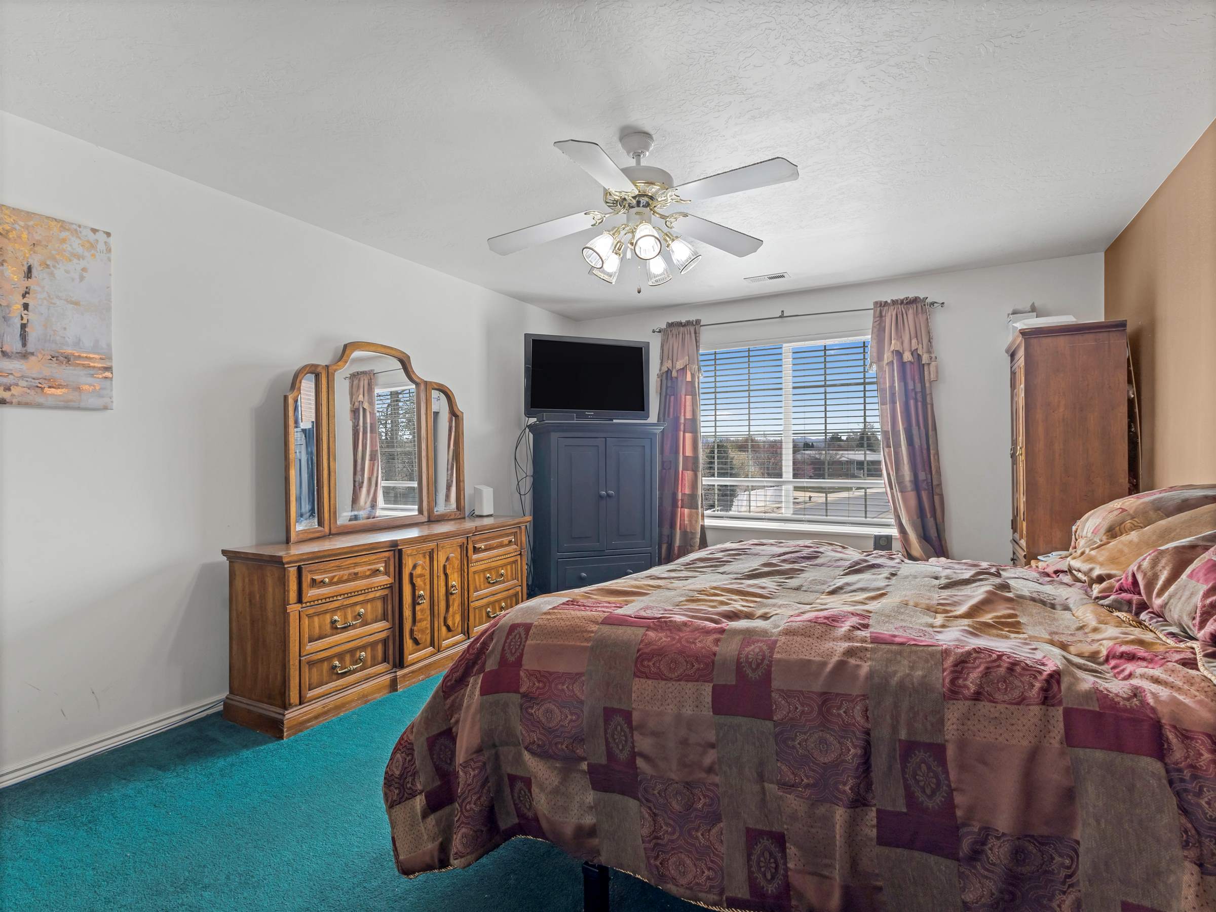 4572 West Bingham Park Dr South, West Jordan, UT 84088