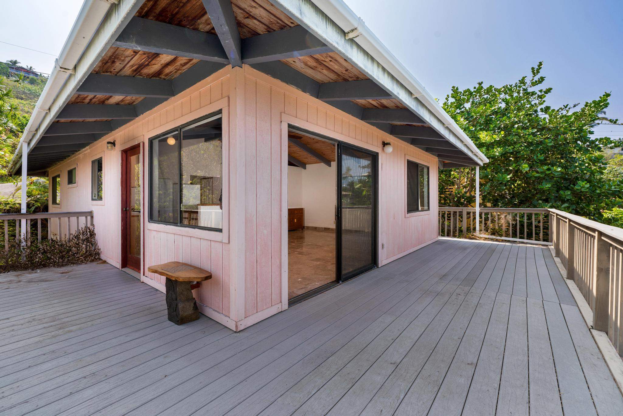 87-3205 Guava Rd, Captain Cook, HI 96704