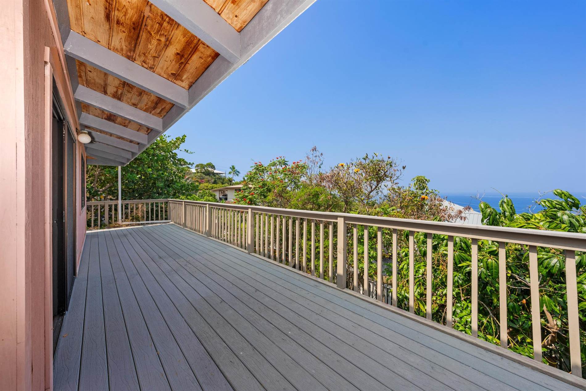 87-3205 Guava Rd, Captain Cook, HI 96704