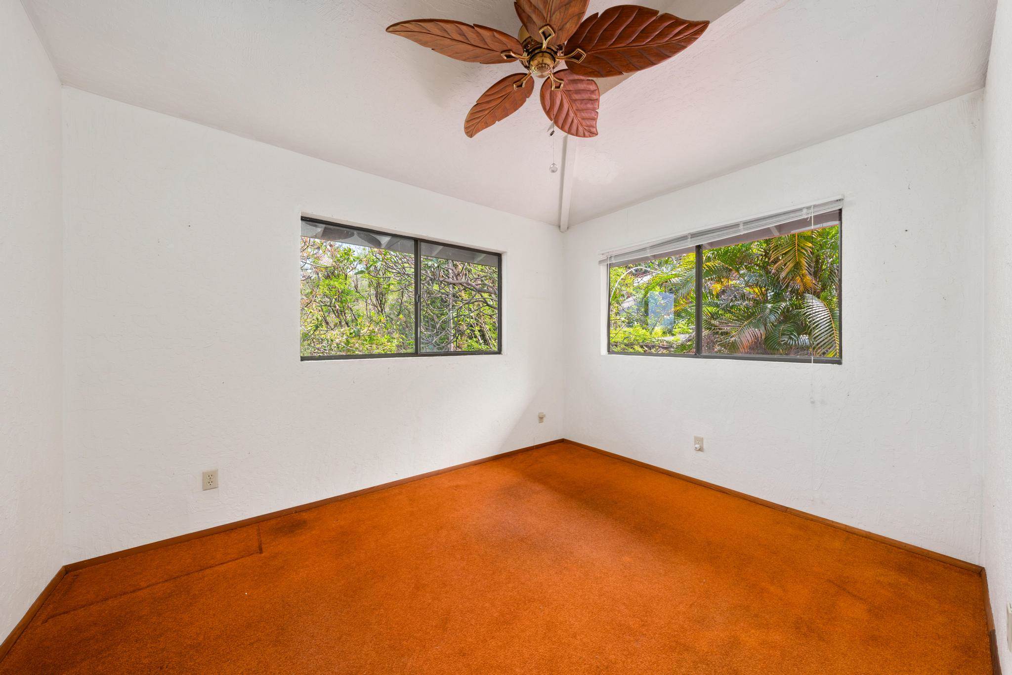 87-3205 Guava Rd, Captain Cook, HI 96704