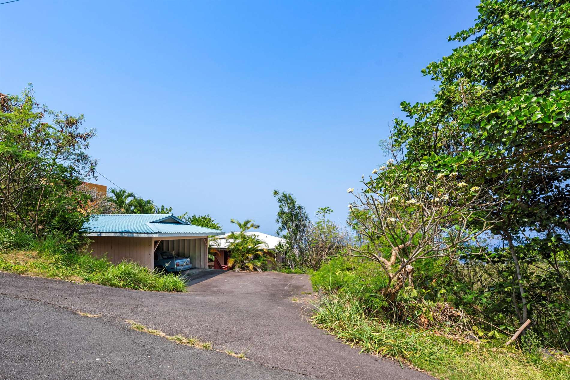 87-3205 Guava Rd, Captain Cook, HI 96704