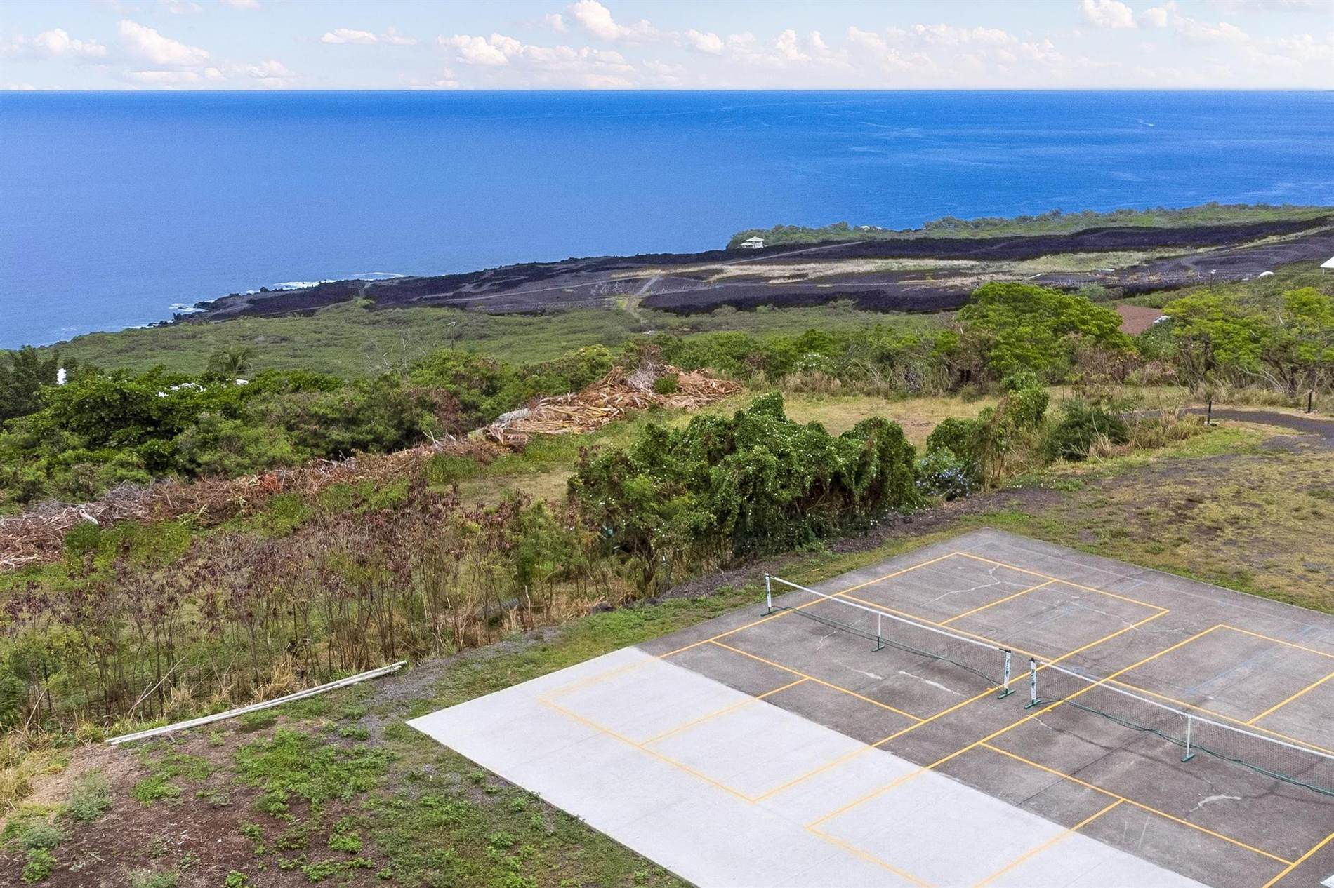 87-3205 Guava Rd, Captain Cook, HI 96704