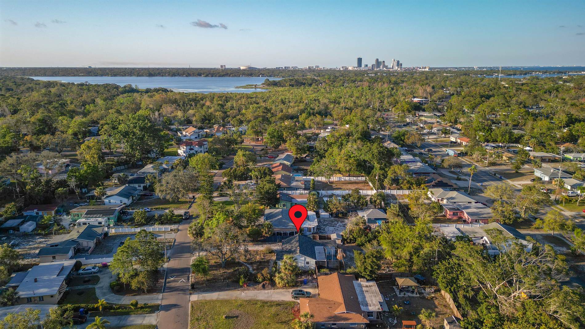948 Alcazar Way S, St Petersburg, FL 33705