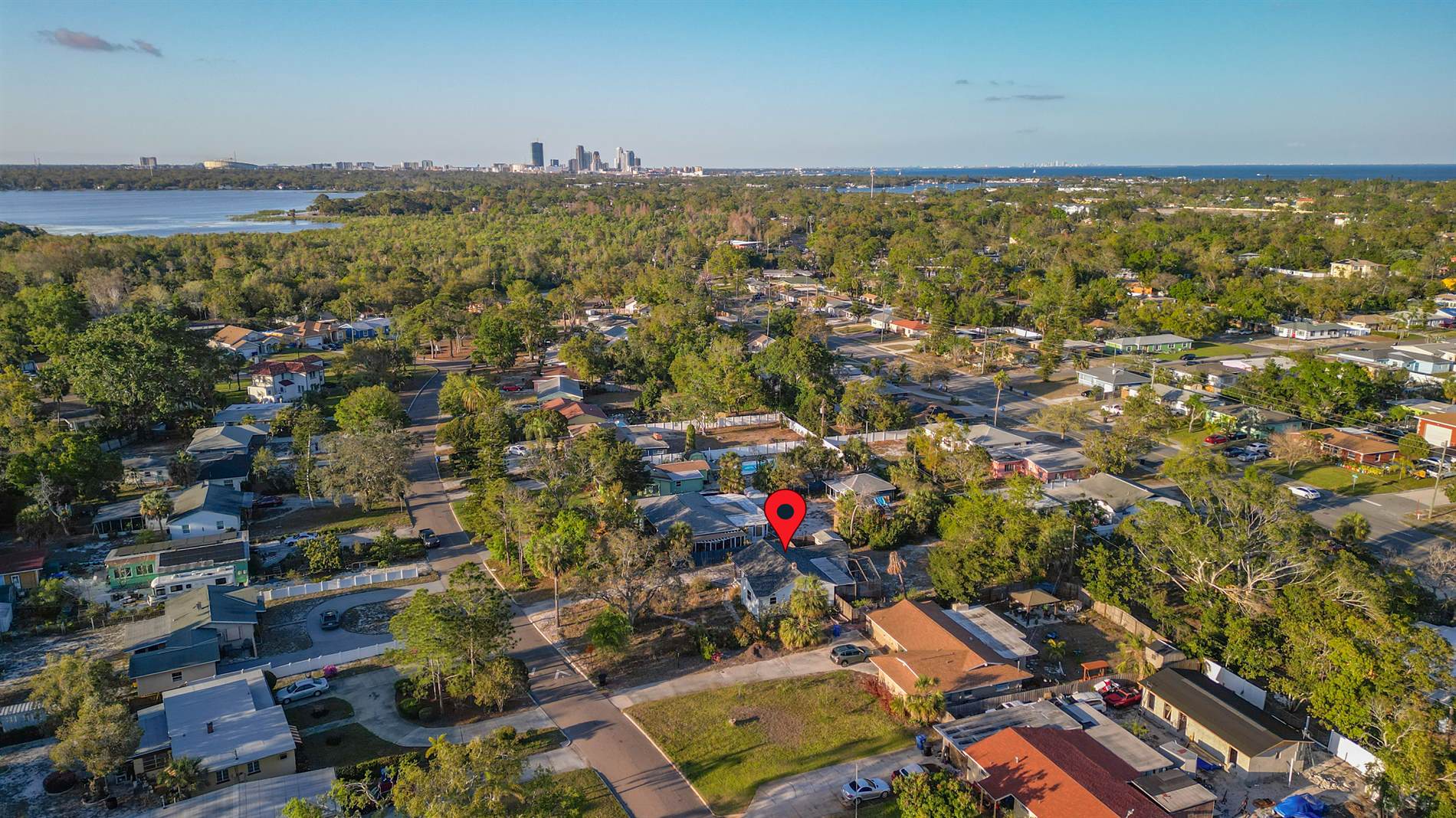 948 Alcazar Way S, St Petersburg, FL 33705