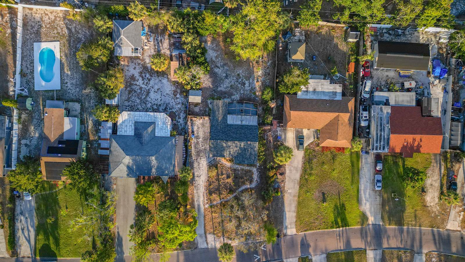 948 Alcazar Way S, St Petersburg, FL 33705