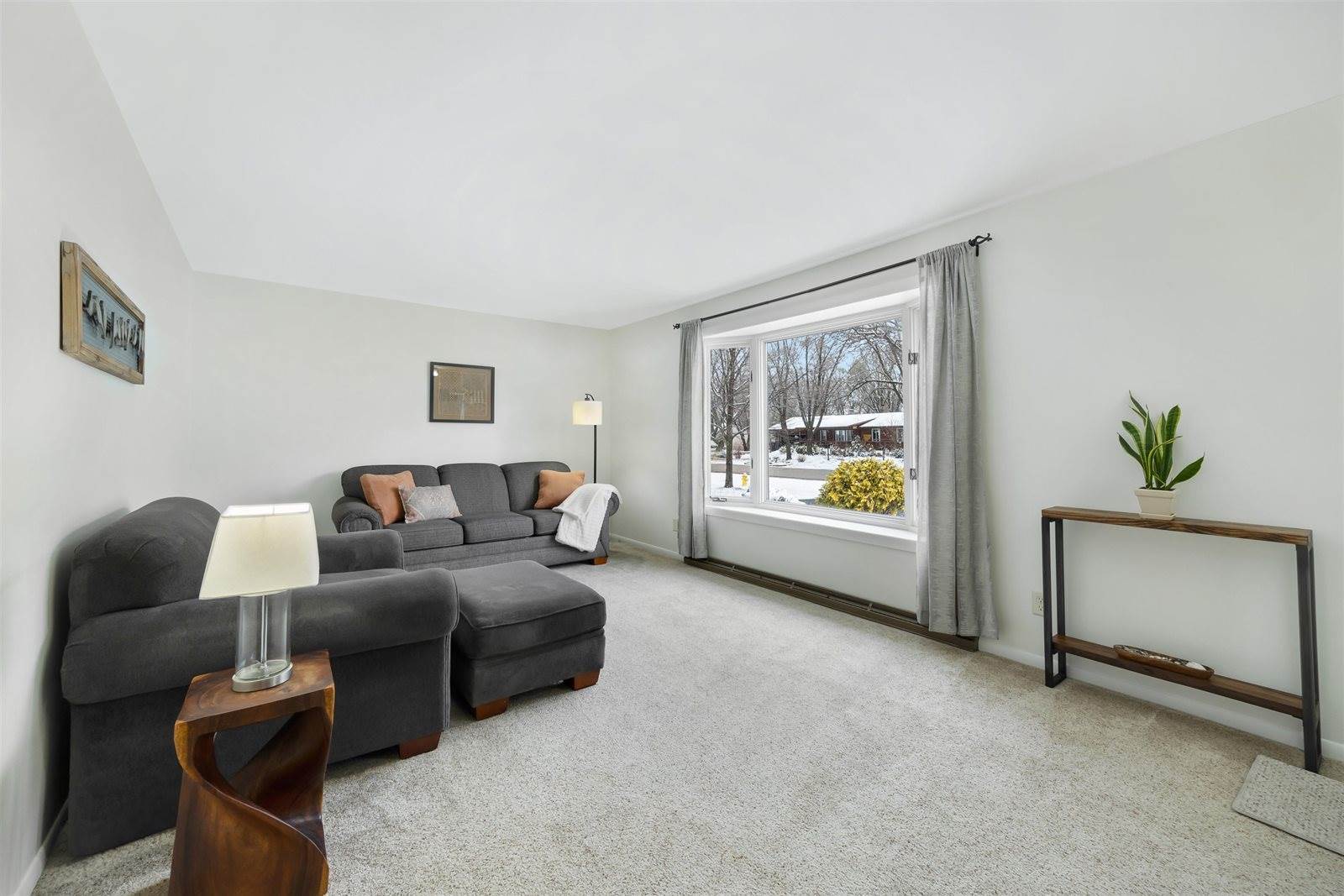 2341 Easlan Drive, Plover, WI 54467