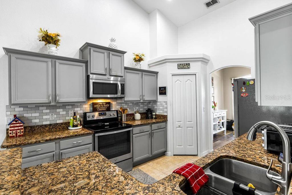 901 Cornell Avenue, Clermont, FL 34711