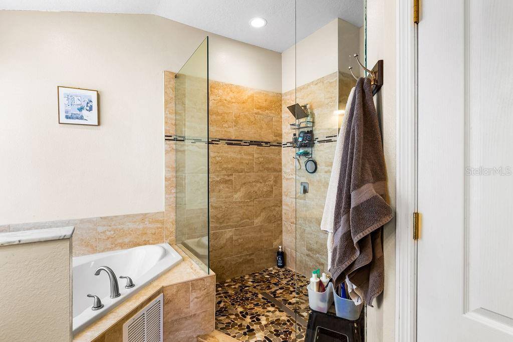 901 Cornell Avenue, Clermont, FL 34711