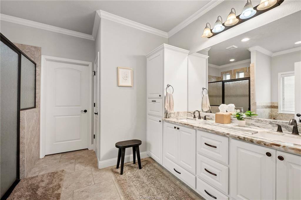 4006 Wild Creek Court, College Station, TX 77845