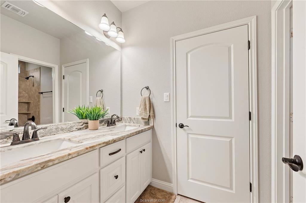 4006 Wild Creek Court, College Station, TX 77845