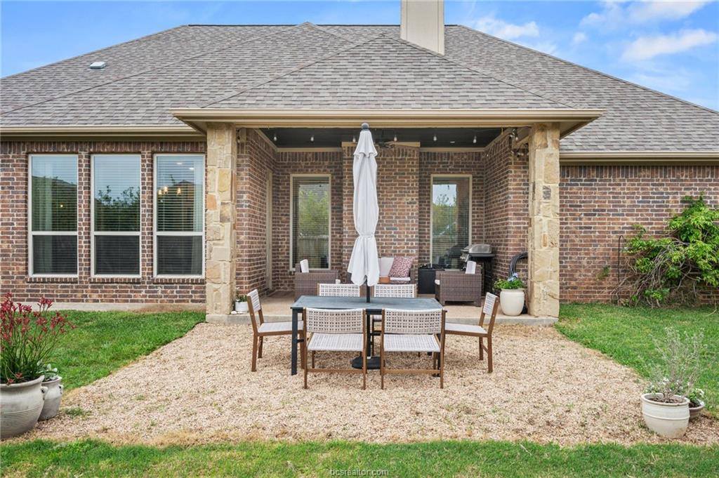 4006 Wild Creek Court, College Station, TX 77845