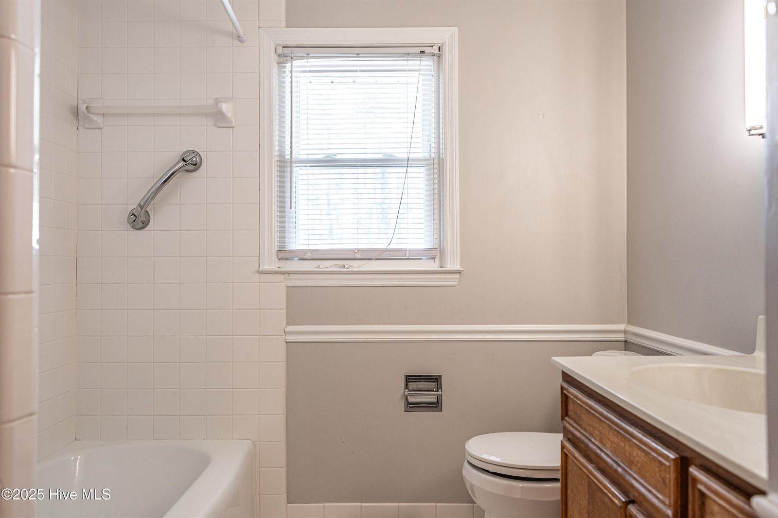 10395 Nc 211, Aberdeen, NC 28315