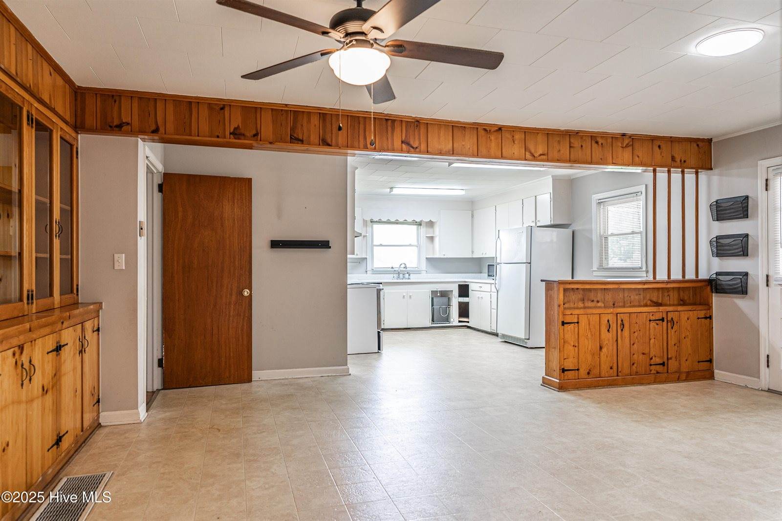 10395 Nc 211, Aberdeen, NC 28315