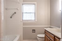 10395 Nc 211, Aberdeen, NC 28315