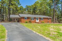 10395 Nc 211, Aberdeen, NC 28315