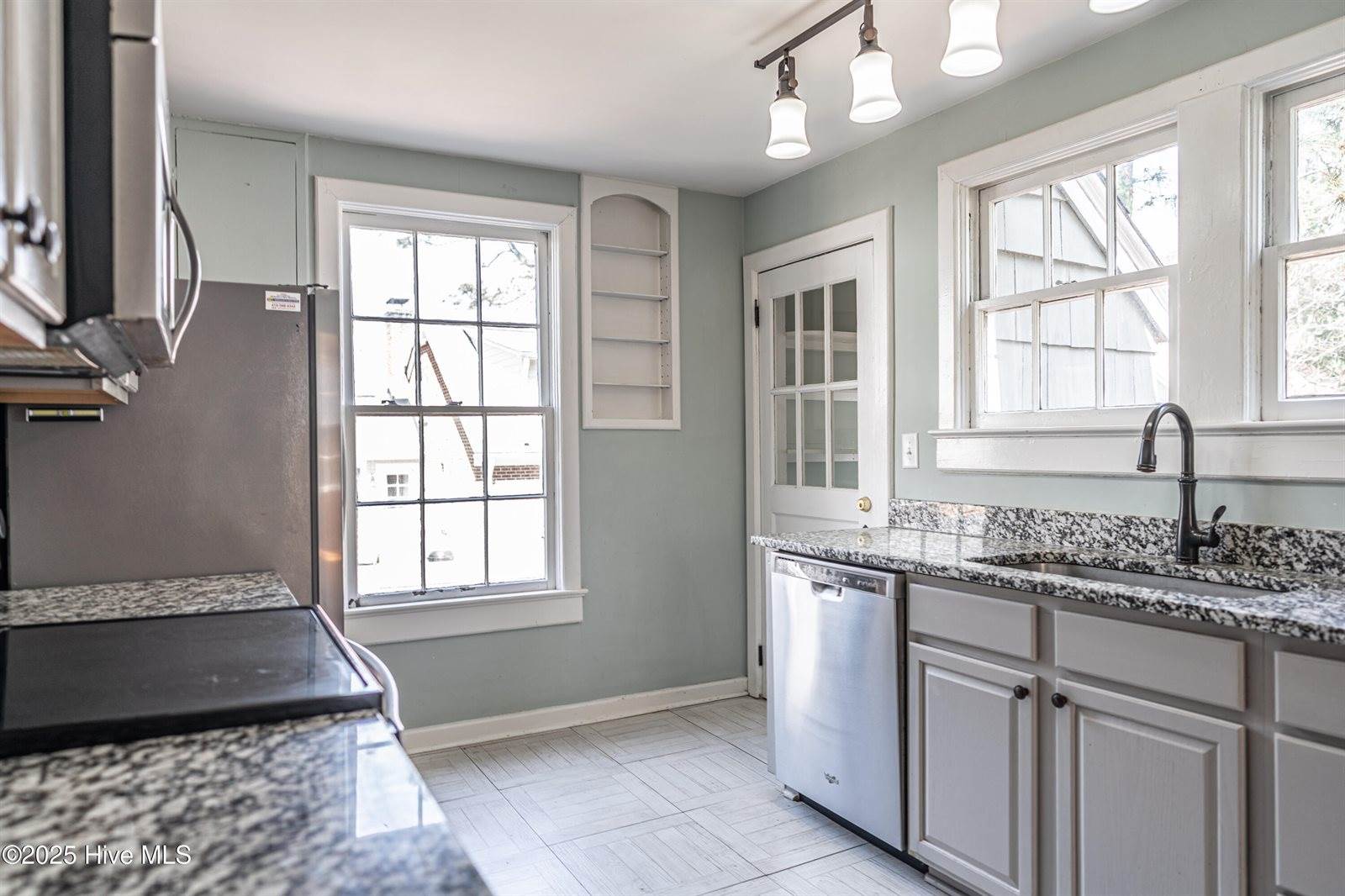 325 East Vermont Avenue, Southern Pines, NC 28387