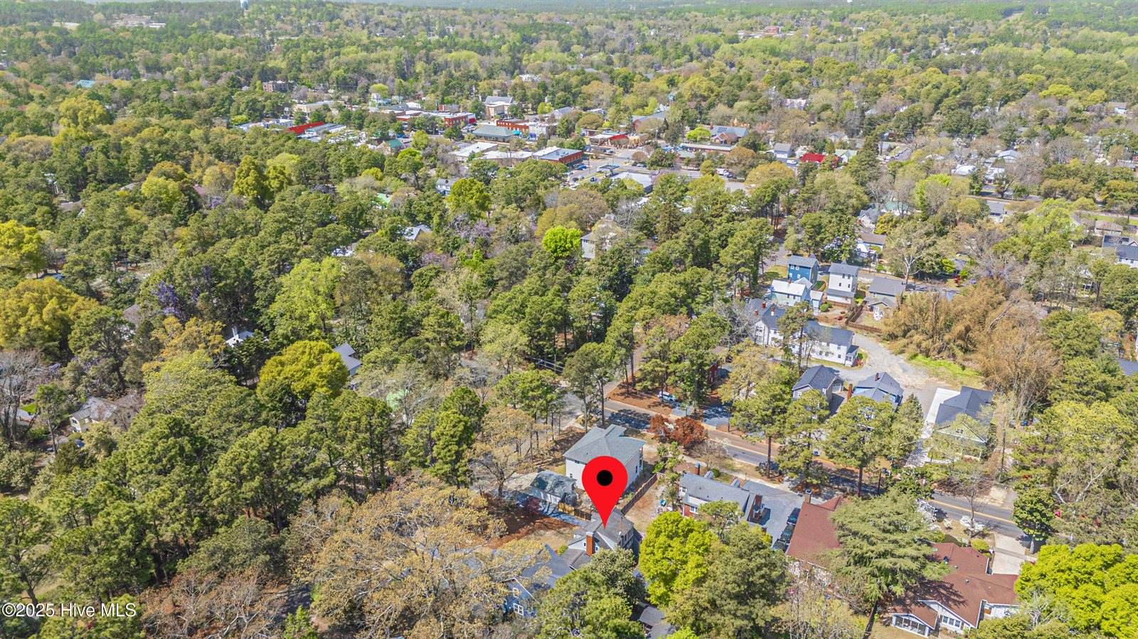 325 East Vermont Avenue, Southern Pines, NC 28387