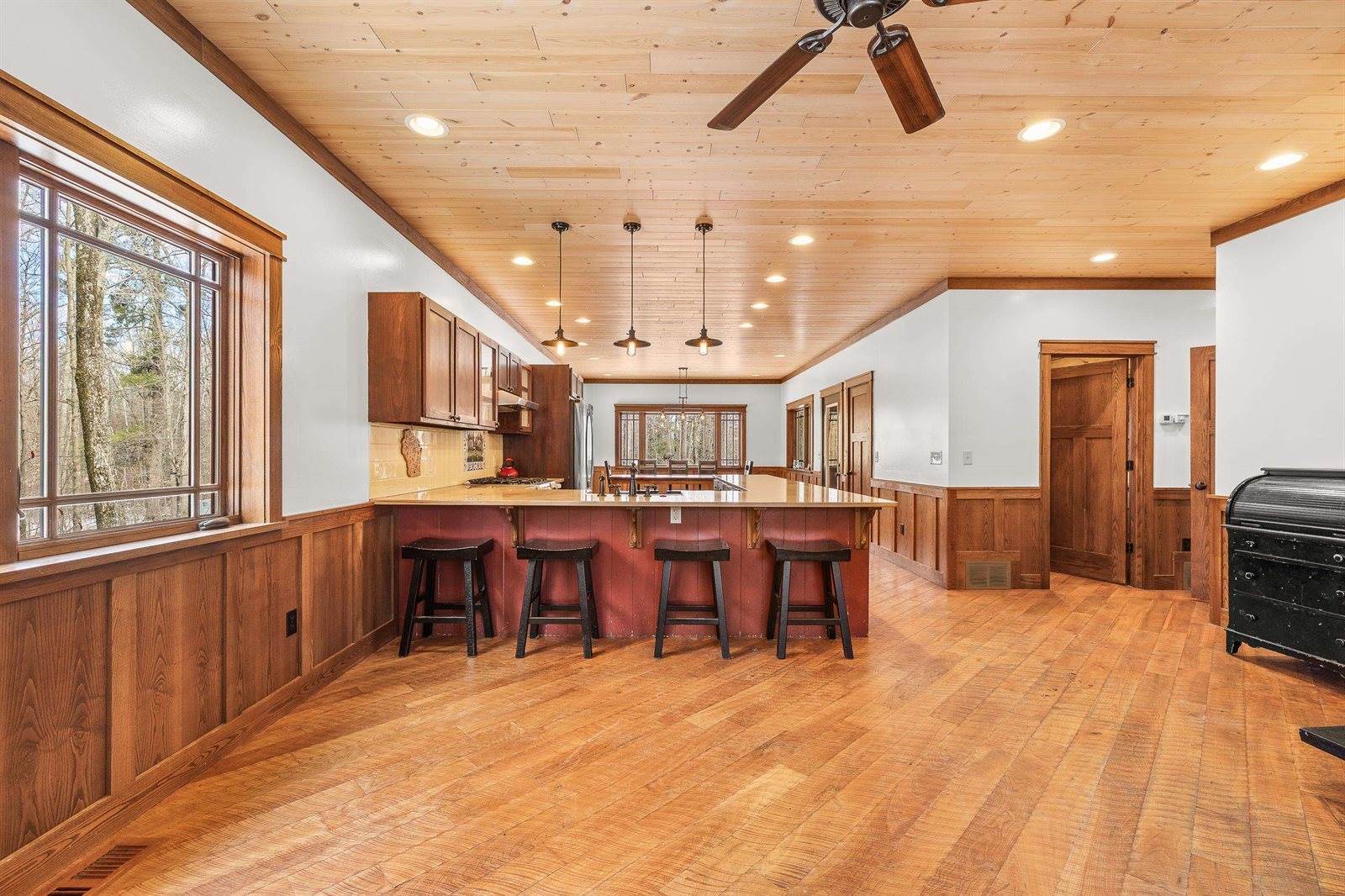 3853 County Road E, Junction City, WI 54443