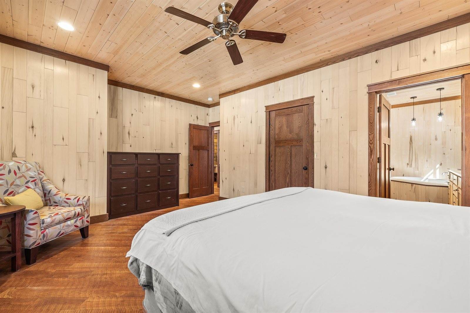 3853 County Road E, Junction City, WI 54443