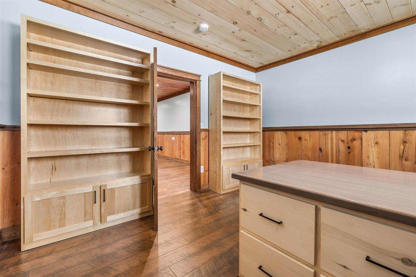 3853 County Road E, Junction City, WI 54443