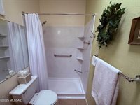 6917 North Northpoint Drive, Tucson, AZ 85741