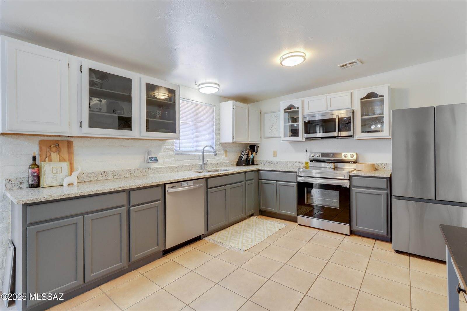 7231 East Pomegranate Street, Tucson, AZ 85730