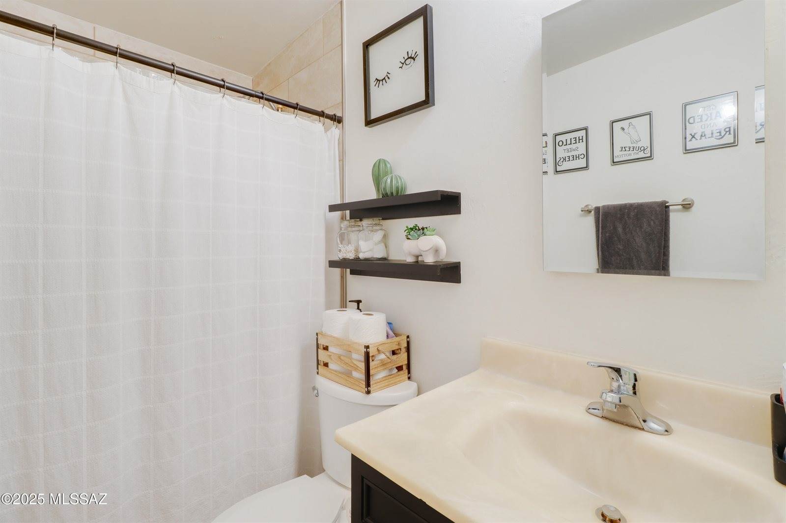 7231 East Pomegranate Street, Tucson, AZ 85730