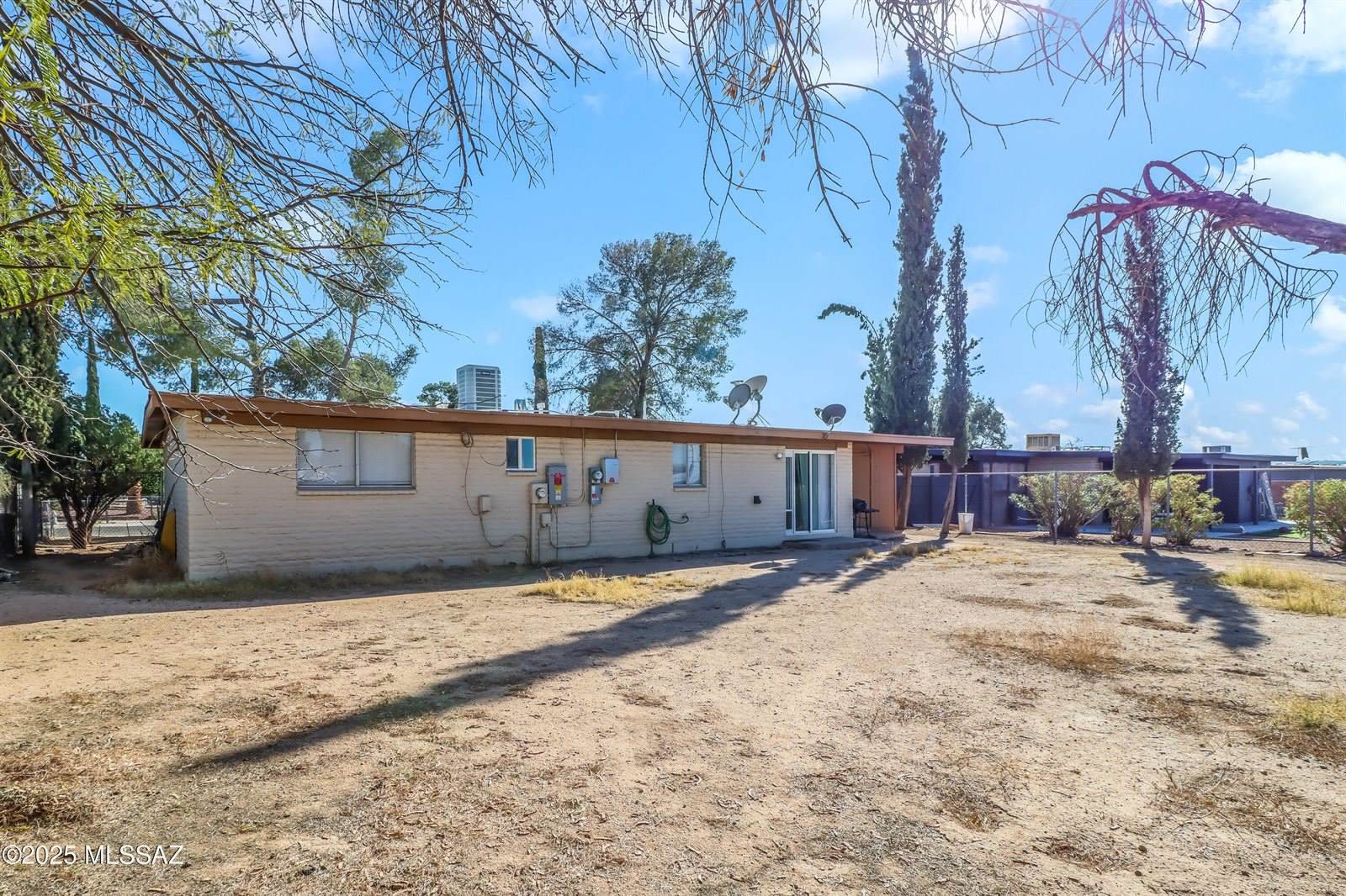 7231 East Pomegranate Street, Tucson, AZ 85730