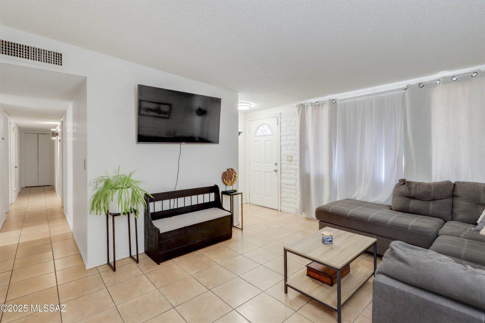 7231 East Pomegranate Street, Tucson, AZ 85730