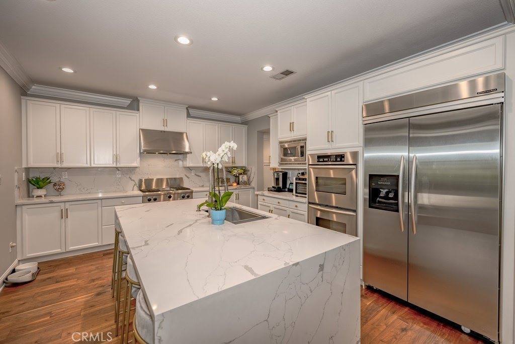 27045 Timberline Terrace, Valencia, CA 91381