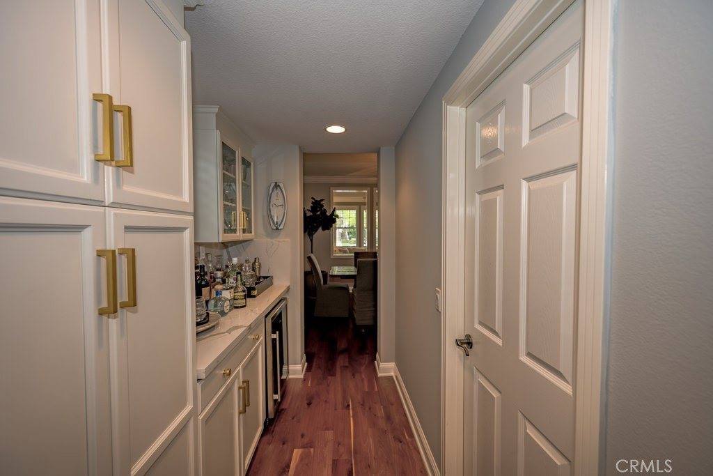 27045 Timberline Terrace, Valencia, CA 91381