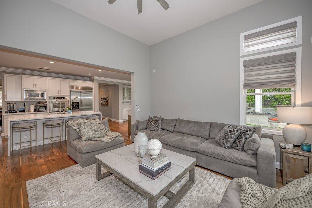 27045 Timberline Terrace, Valencia, CA 91381