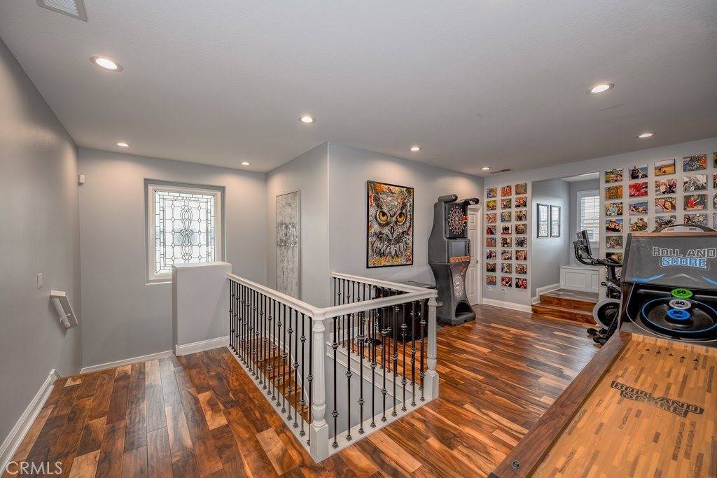 27045 Timberline Terrace, Valencia, CA 91381