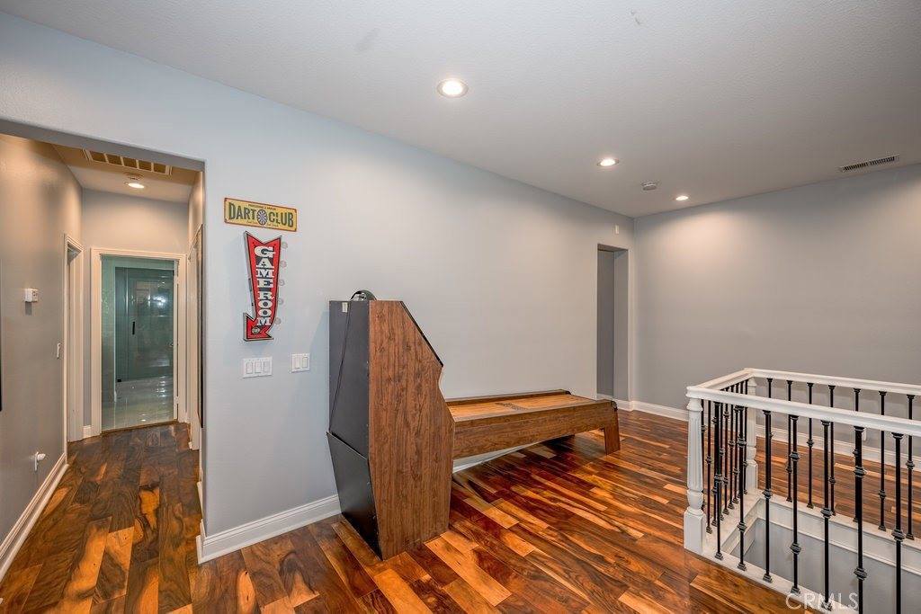 27045 Timberline Terrace, Valencia, CA 91381