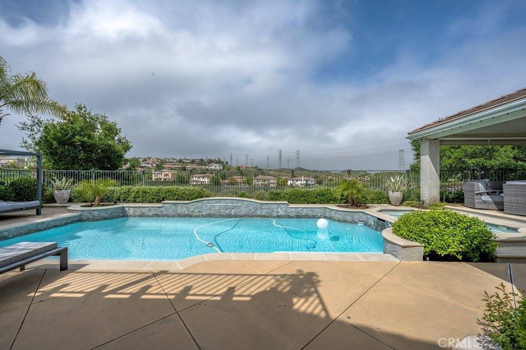 27045 Timberline Terrace, Valencia, CA 91381