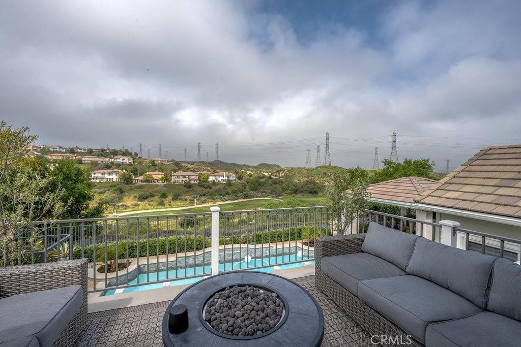 27045 Timberline Terrace, Valencia, CA 91381