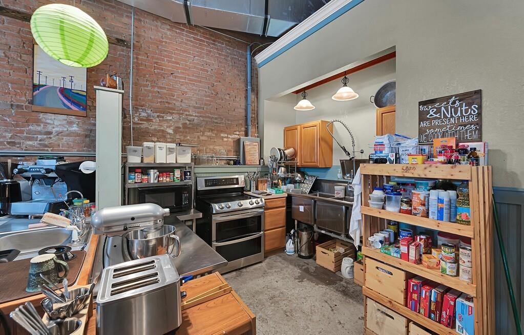 421 Main Street, Rosebud, TX 76570