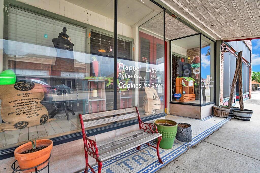 421 Main Street, Rosebud, TX 76570