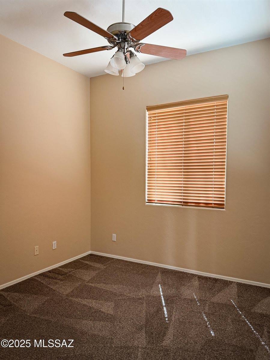 10495 East Heartleaf Willow Drive, Tucson, AZ 85747
