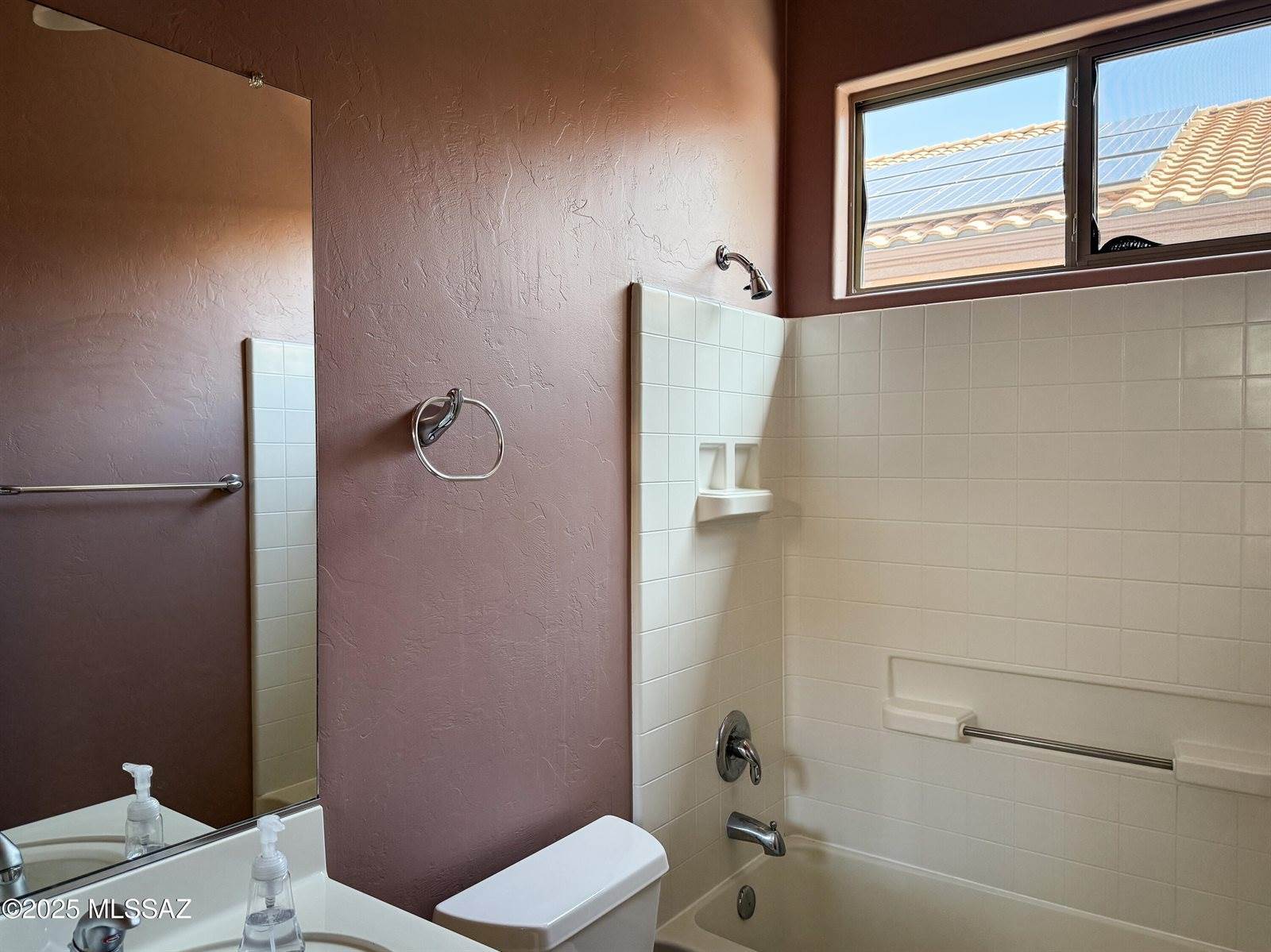 10495 East Heartleaf Willow Drive, Tucson, AZ 85747